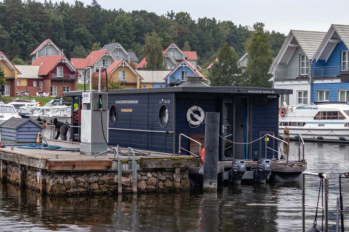 Hausboot mieten Unruh Marine